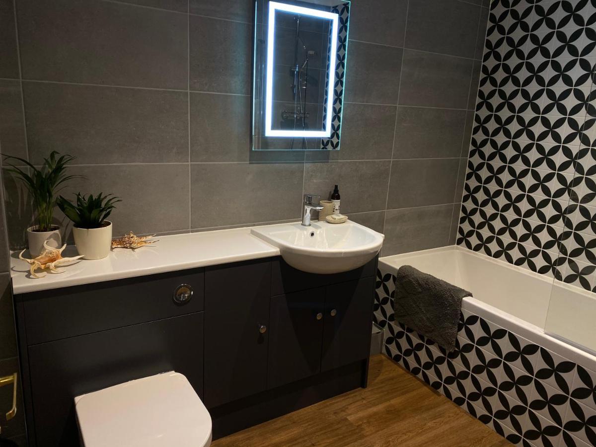 Spacious Luxury Flat In Swanage, Close To Beach With Parking ภายนอก รูปภาพ