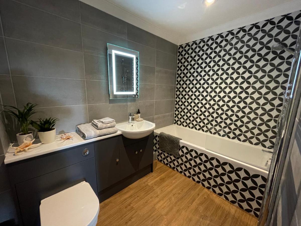 Spacious Luxury Flat In Swanage, Close To Beach With Parking ภายนอก รูปภาพ